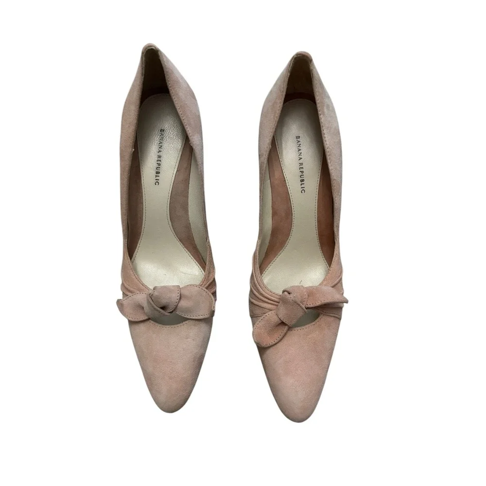 Banana Republic Pink Suede Bow Pointed Toe Pumps Made in Italy 6.5 Heels